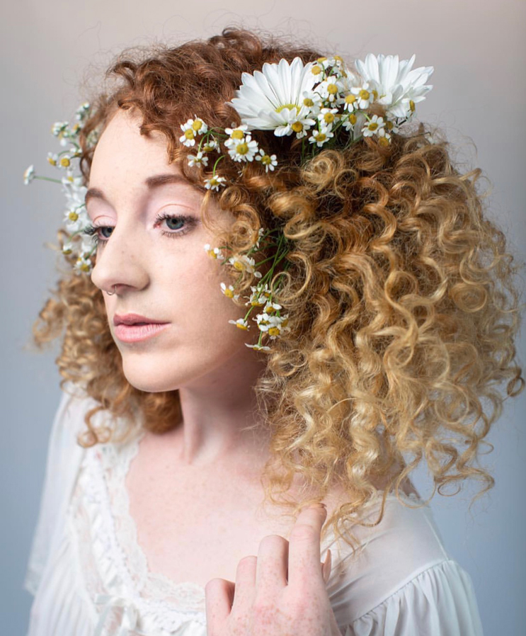 Attention all curly haired beauties!